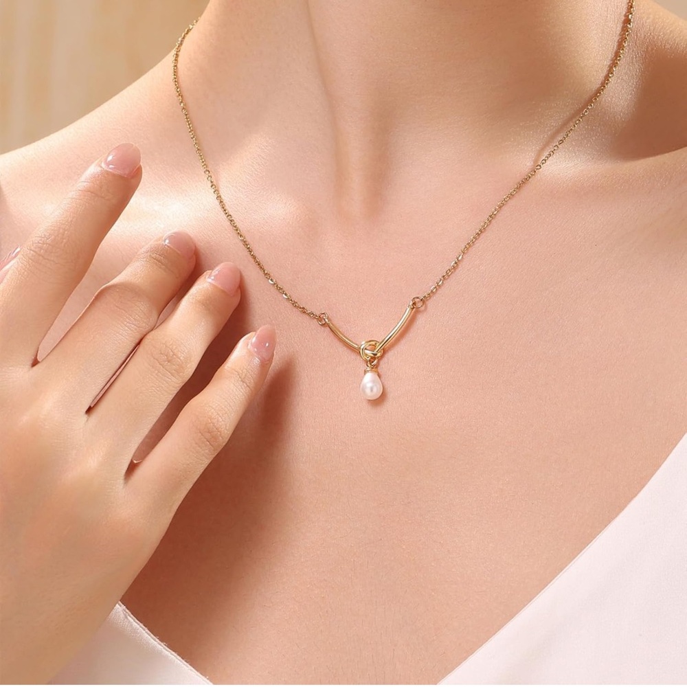 18K Gold Plated Pearl Necklace with Dainty Chain